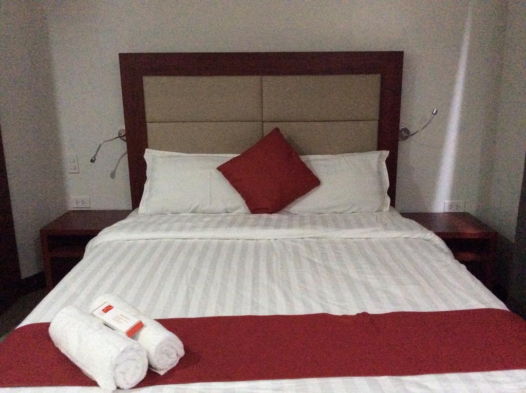 Cherry Midtown Hotel Olongapo City Rum bild