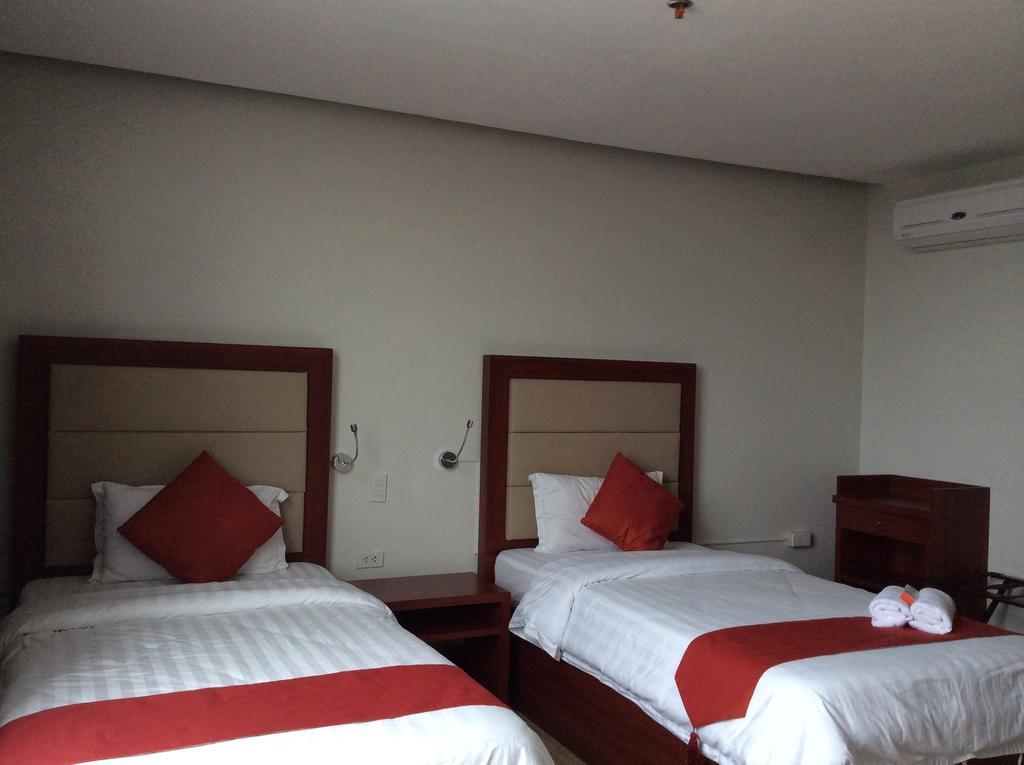 Cherry Midtown Hotel Olongapo City Rum bild