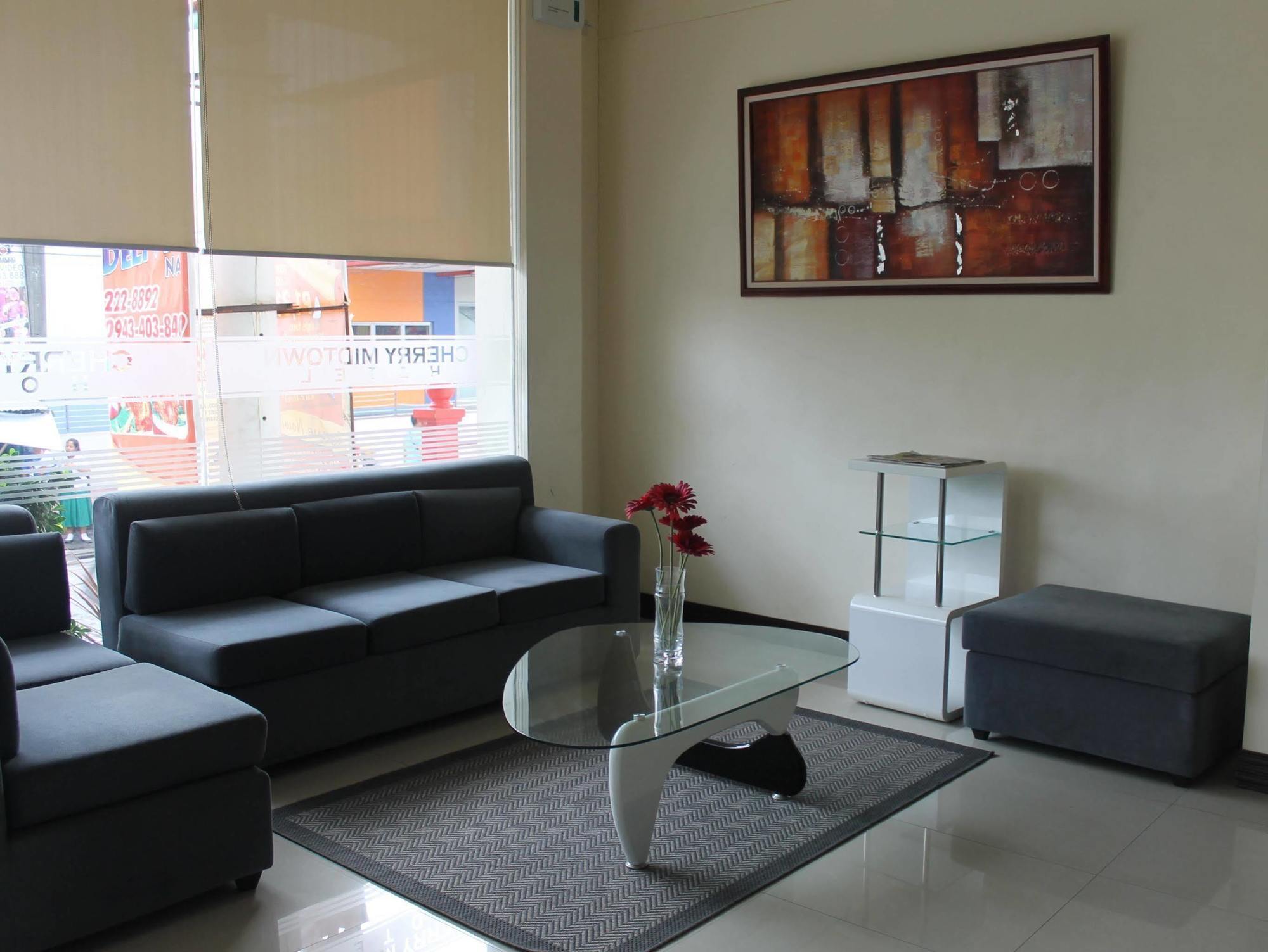 Cherry Midtown Hotel Olongapo City Exteriör bild